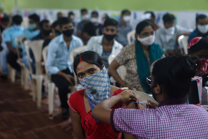 Tiêm 1 tỉ liều vắc-xin, Ấn Độ 